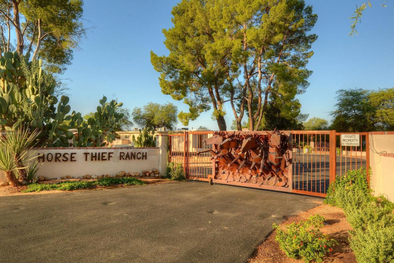 Pet-Friendly Tucson Casita Shared Hot Tub And Porchヴィラ エクステリア 写真