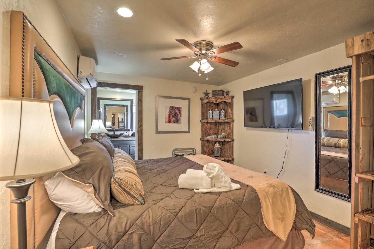 Pet-Friendly Tucson Casita Shared Hot Tub And Porchヴィラ エクステリア 写真