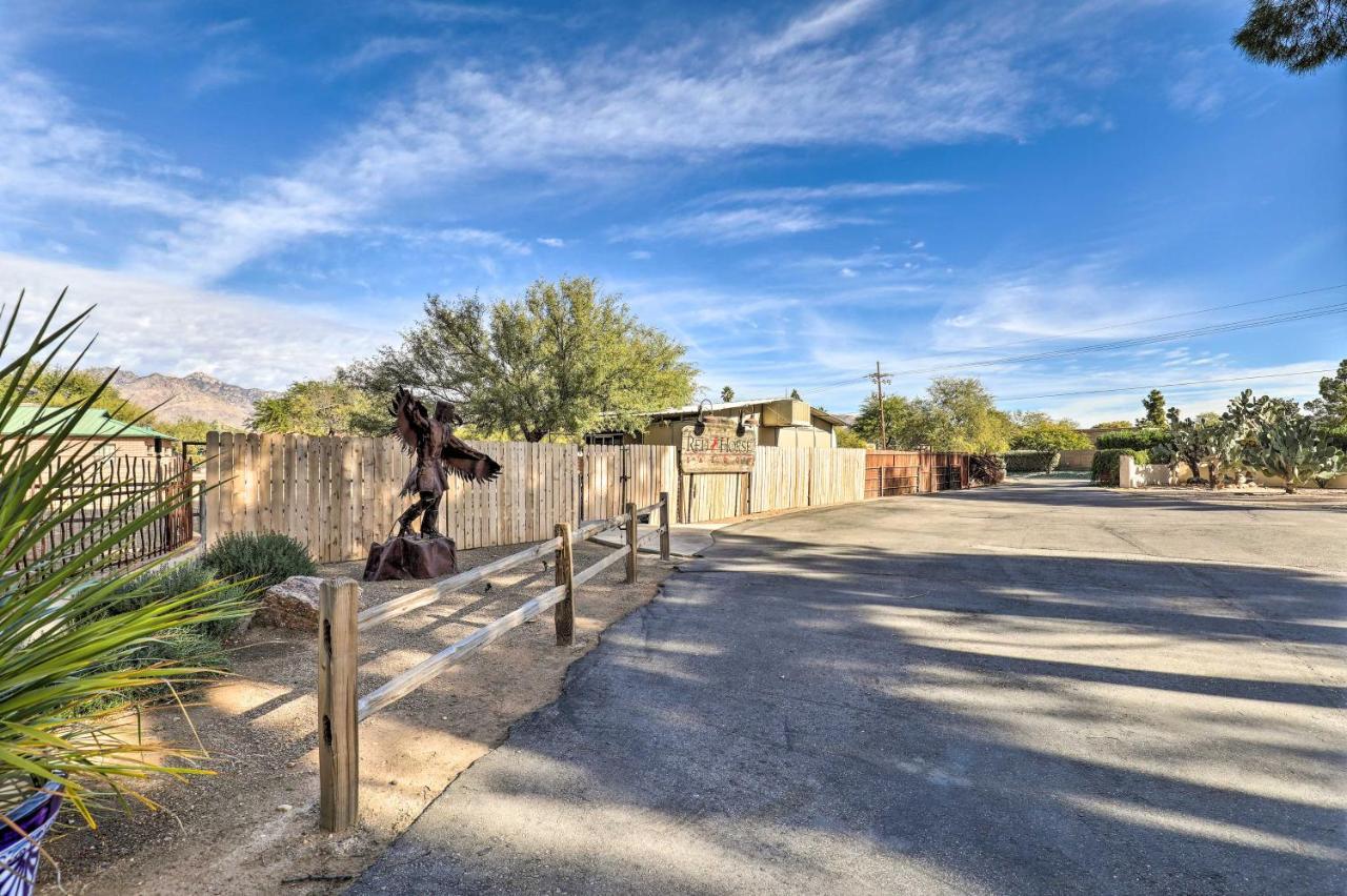 Pet-Friendly Tucson Casita Shared Hot Tub And Porchヴィラ エクステリア 写真