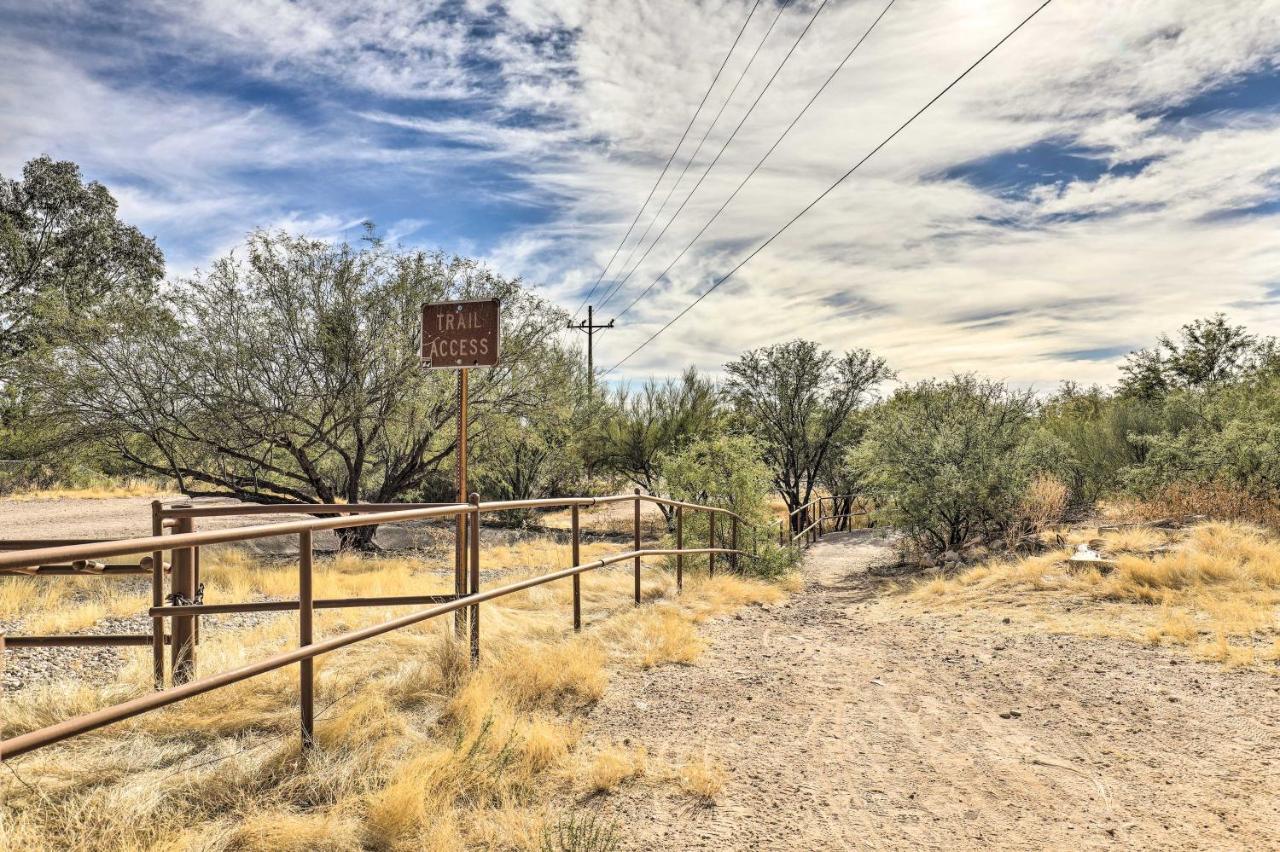 Pet-Friendly Tucson Casita Shared Hot Tub And Porchヴィラ エクステリア 写真