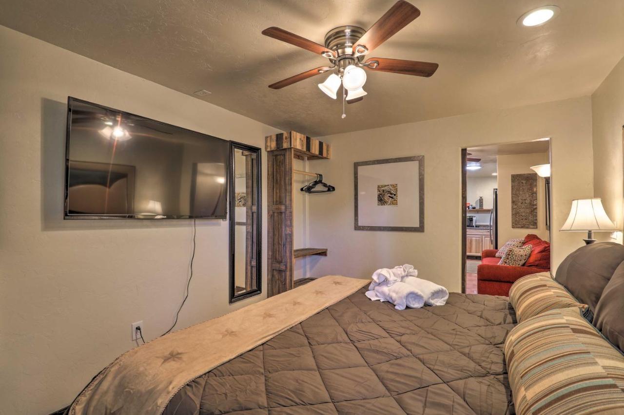 Pet-Friendly Tucson Casita Shared Hot Tub And Porchヴィラ エクステリア 写真